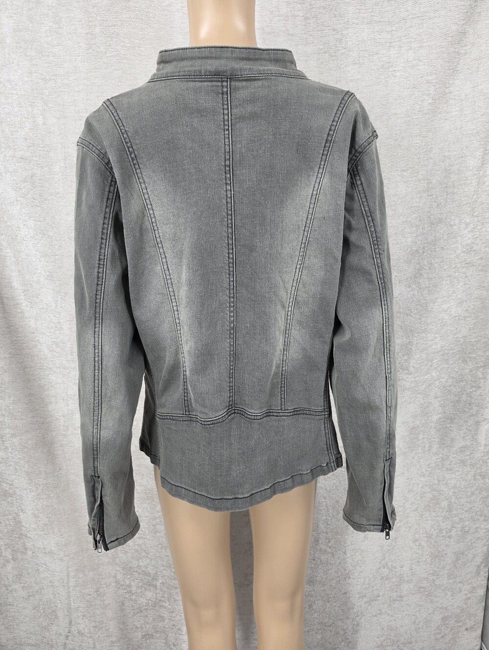 Reba Autumn Edge Embroidered Studded Gray Black Wash Stretch Denim Jean Jacket - Picture 6 of 11